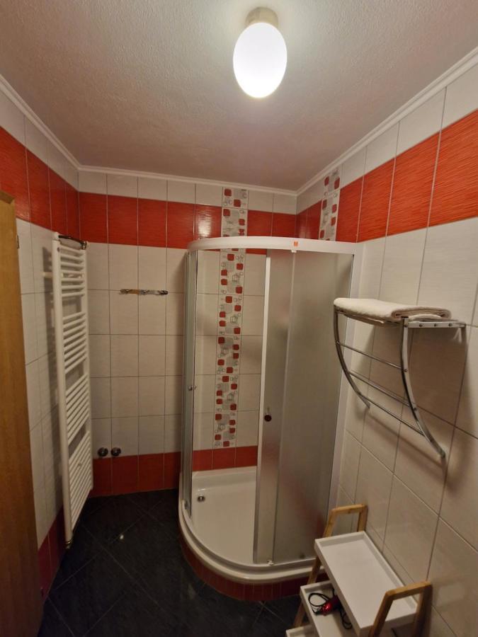 Plitvička Jezera Guest House Wolf II מראה חיצוני תמונה