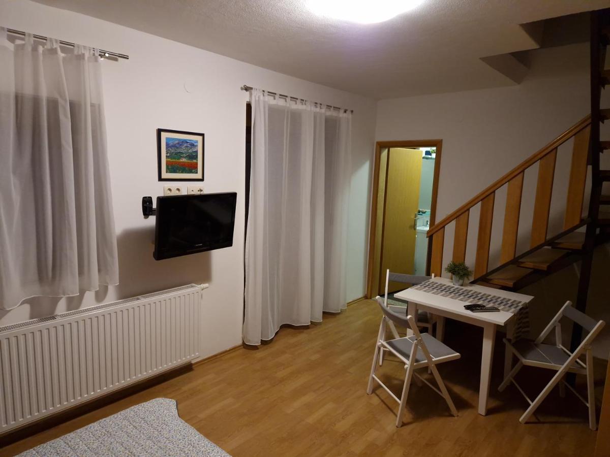 Plitvička Jezera Guest House Wolf II מראה חיצוני תמונה