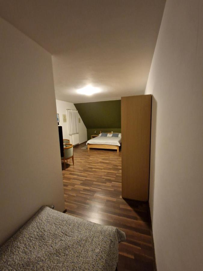 Plitvička Jezera Guest House Wolf II מראה חיצוני תמונה