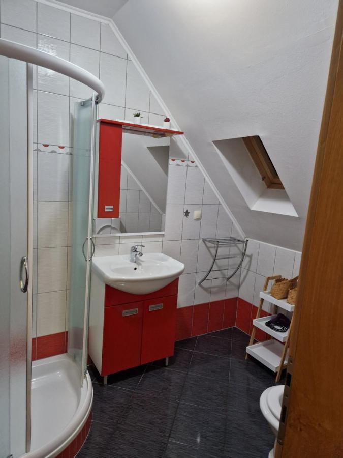 Plitvička Jezera Guest House Wolf II מראה חיצוני תמונה