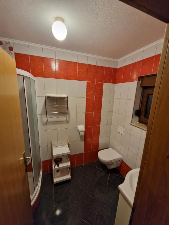 Plitvička Jezera Guest House Wolf II מראה חיצוני תמונה