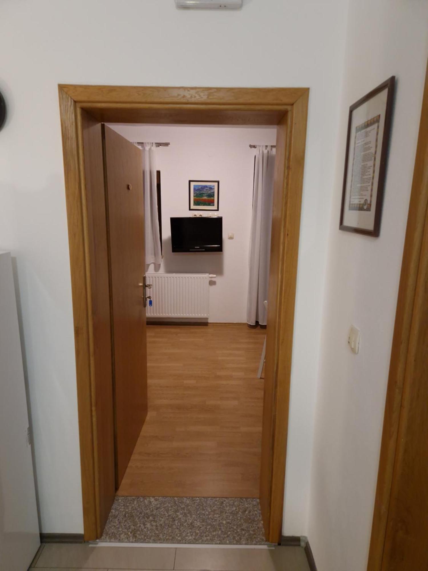 Plitvička Jezera Guest House Wolf II מראה חיצוני תמונה