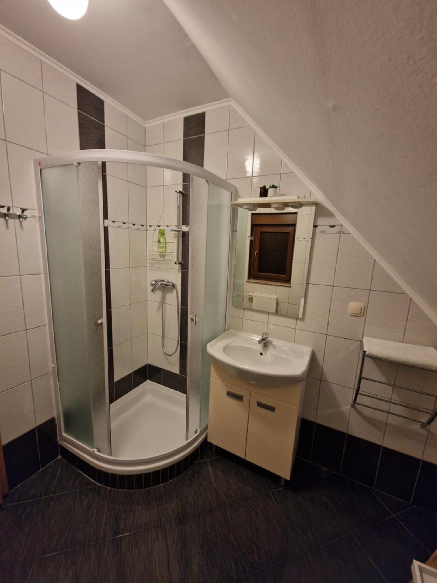 Plitvička Jezera Guest House Wolf II מראה חיצוני תמונה